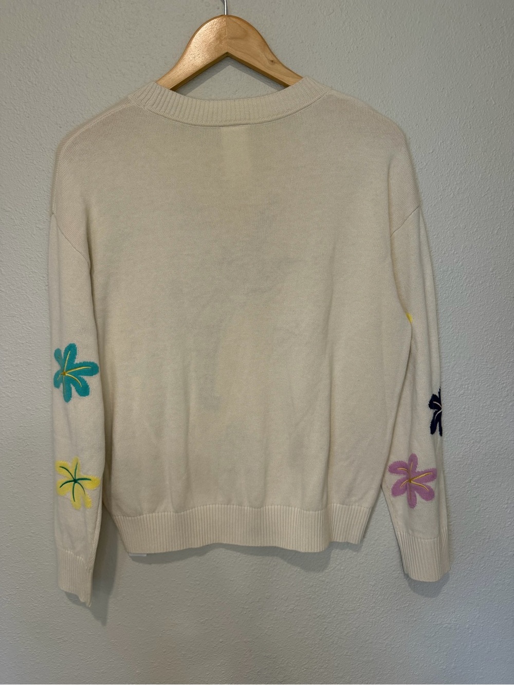 **NWT** Disney Cream Tinkerbell Floral Crewneck Sweater - Picture 8 of 11